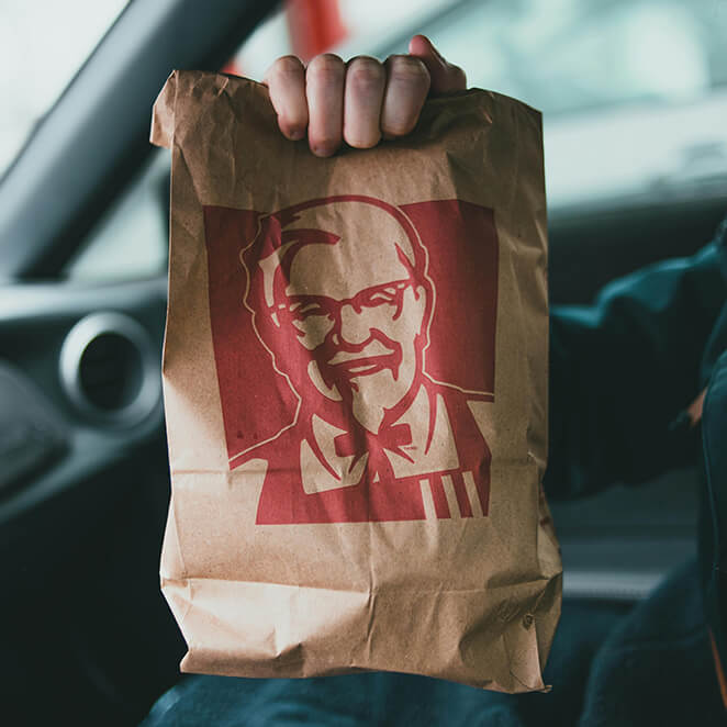 Logo simple épuré mémorable utilisable tous formats site web carte visite